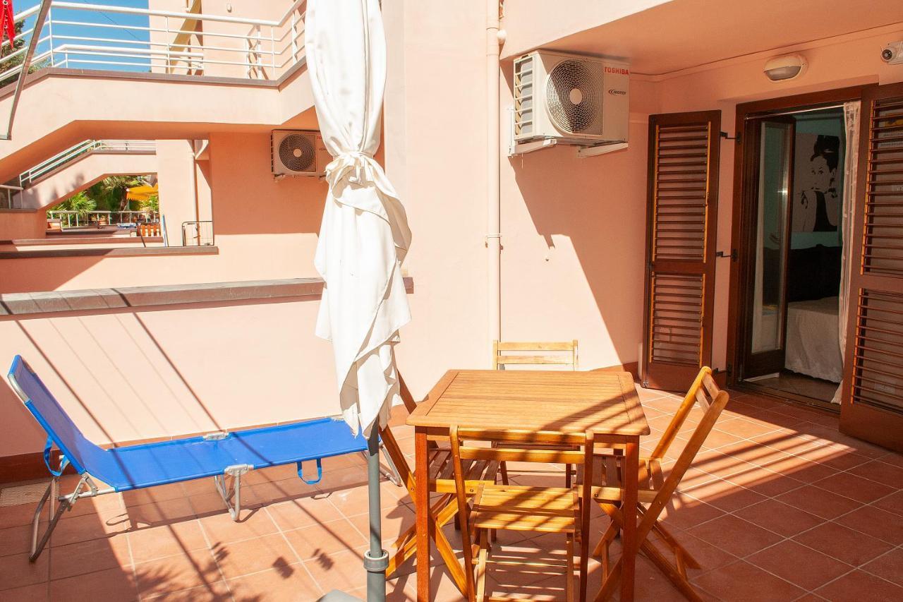 Sunnyhomecefalu39 Exteriér fotografie